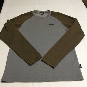 Patagonia P-6 Logo Long Sleeve Crew Sweatshirt Mens Medium Gray Lightweight